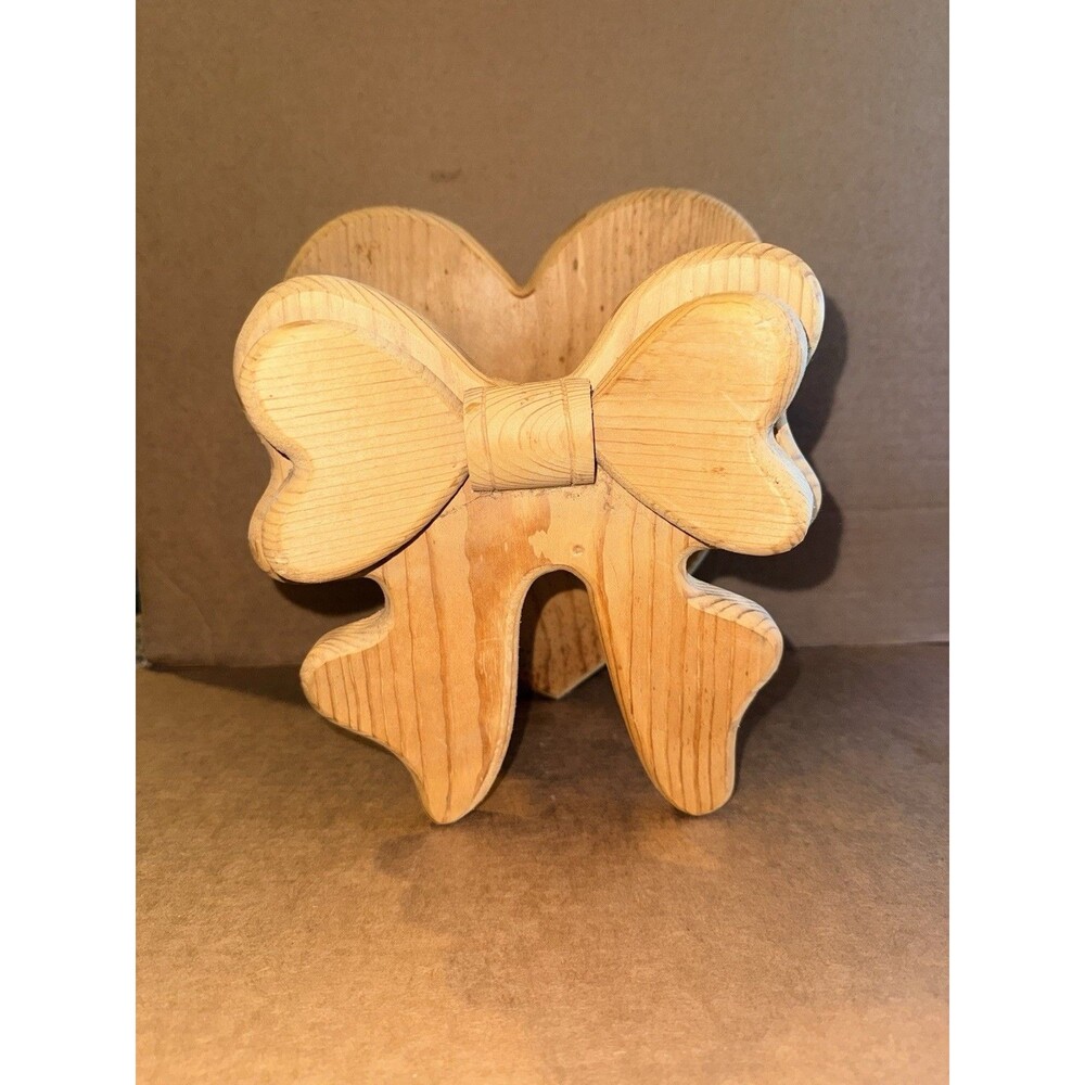 Vintage Wooden Heart Bow Hanging Quilt Rack